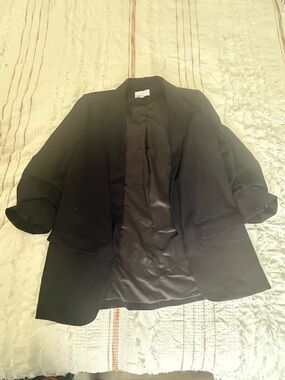 DR2 Women’s Black Open-Front Jacket